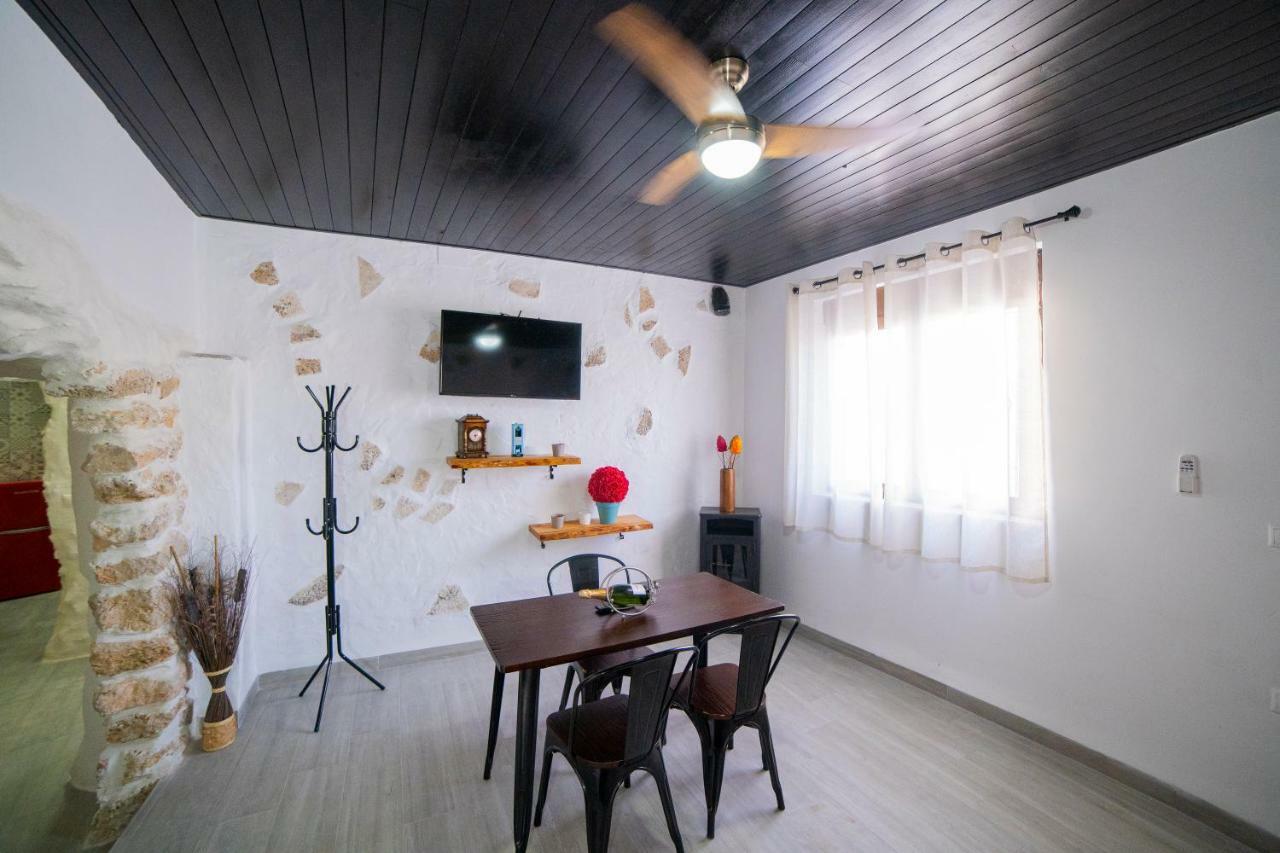 Casa Rural Las Colmenas 阿尔卡拉德尔胡卡尔 外观 照片